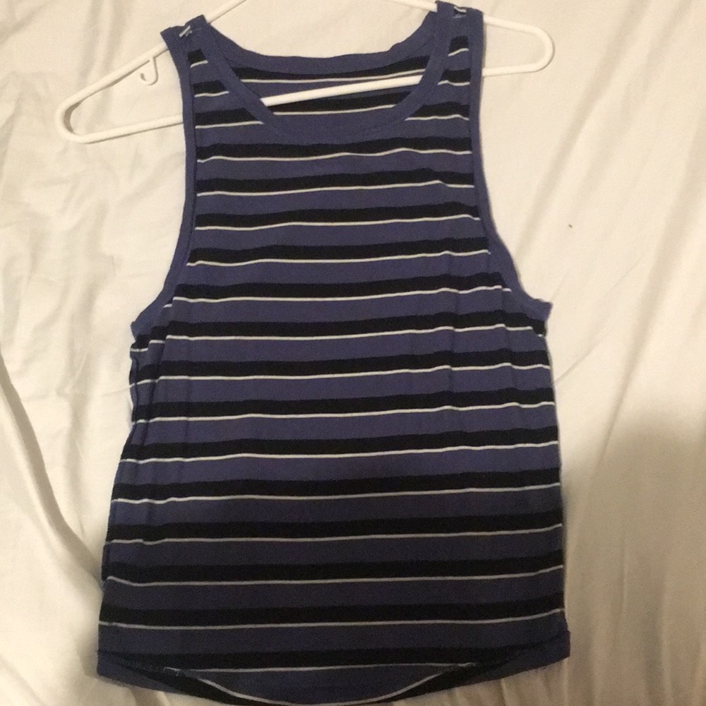 Cropped top
